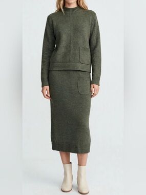 Olive Green Pullover Cashmere Sweater & Cashmere Midi Skirt Set